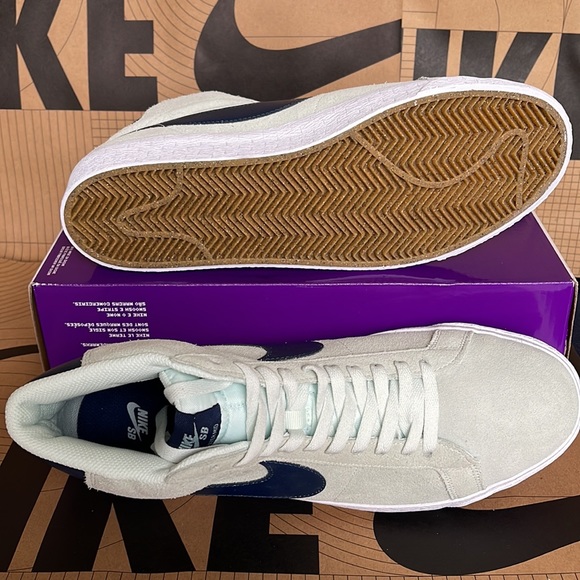 Nike SB Zoom Blazer Mid barely green/navy-barely green WMNS sneakers - Picture 11 of 16
